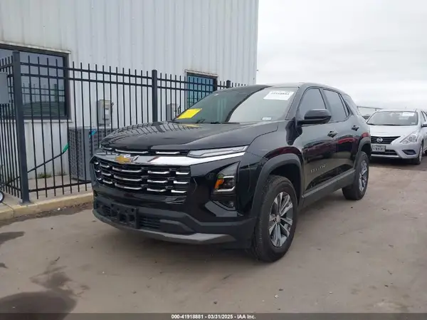 3GNAXHEG6SL133072 2025 CHEVROLET EQUINOX - Image 2