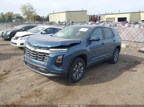 3GNAXHEG6SL168405 2025 CHEVROLET EQUINOX - Image 2