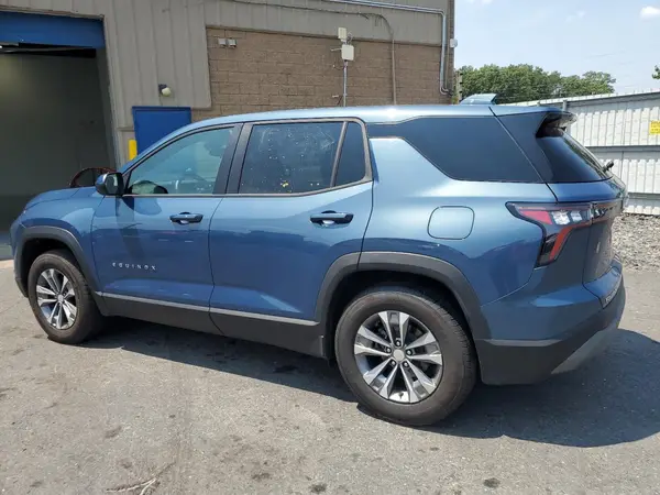 3GNAXHEG6SL212239 2025 CHEVROLET EQUINOX - Image 2