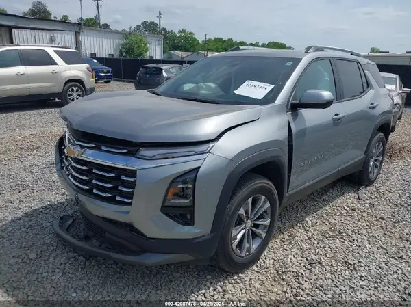 3GNAXHEG6SL216940 2025 CHEVROLET EQUINOX - Image 2