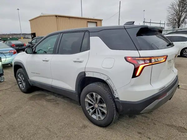 3GNAXHEG6SL249257 2025 CHEVROLET EQUINOX - Image 2