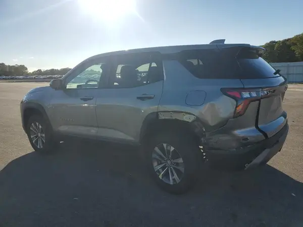 3GNAXHEG6SL306847 2025 CHEVROLET EQUINOX - Image 2