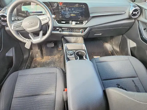 3GNAXHEG6TL271826 2026 CHEVROLET EQUINOX - Image 8