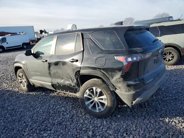 3GNAXHEG6TL315632 2026 CHEVROLET EQUINOX - Image 2