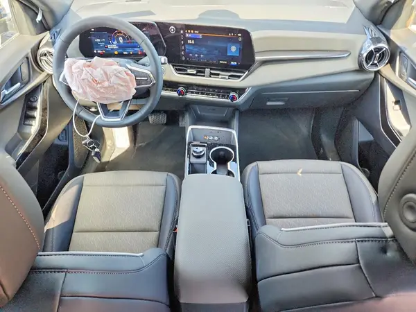 3GNAXHEG6TL469953 2026 CHEVROLET EQUINOX - Image 8
