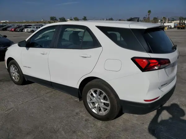 3GNAXHEG7PL244253 2023 CHEVROLET EQUINOX - Image 2