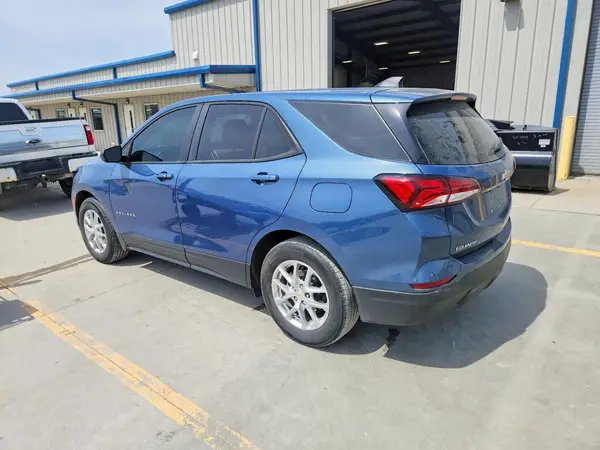 3GNAXHEG7RL176829 2024 CHEVROLET EQUINOX - Image 2