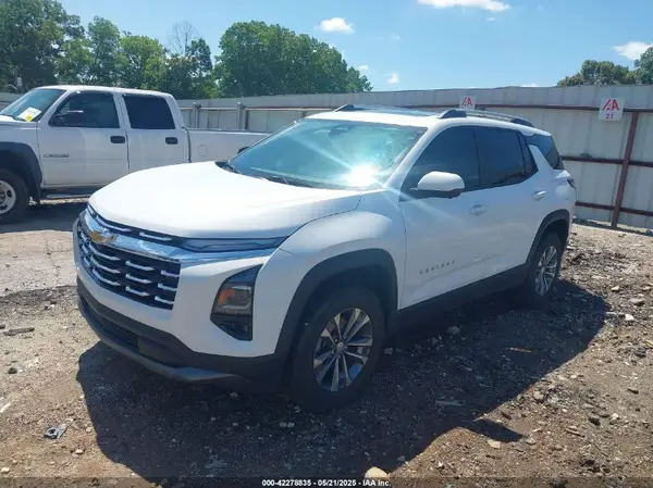 3GNAXHEG7SL102901 2025 CHEVROLET EQUINOX - Image 2