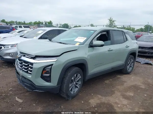 3GNAXHEG7SL182314 2025 CHEVROLET EQUINOX - Image 2