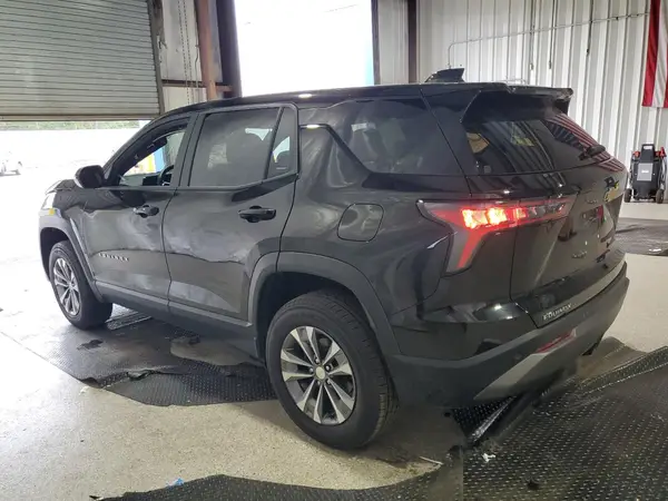 3GNAXHEG7SL221208 2025 CHEVROLET EQUINOX - Image 2