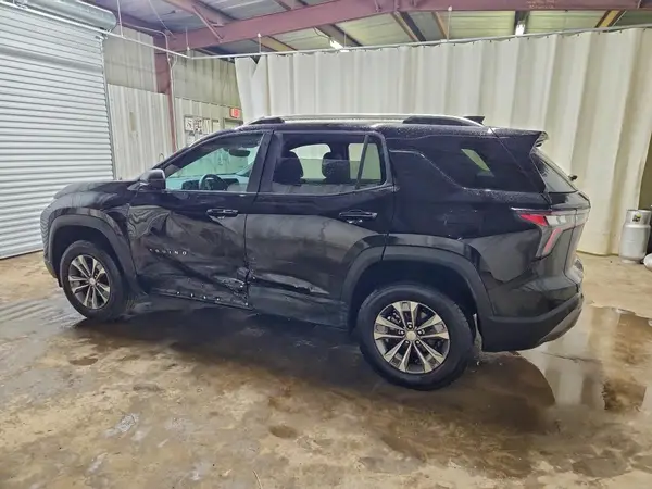 3GNAXHEG7SL304413 2025 CHEVROLET EQUINOX - Image 2