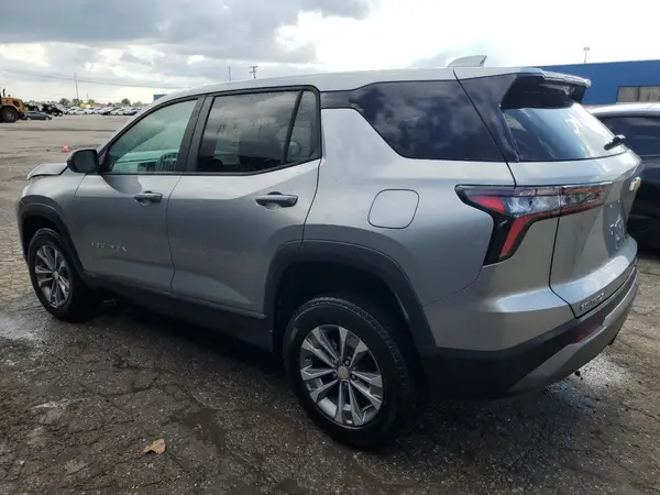 3GNAXHEG7SL305352 2025 CHEVROLET EQUINOX - Image 2
