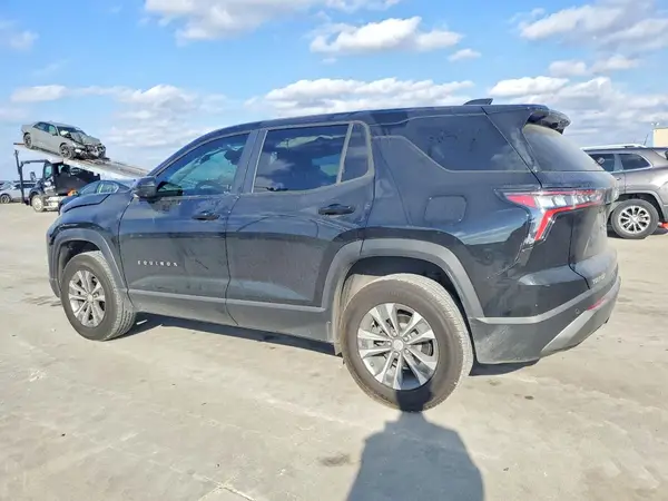 3GNAXHEG7TL135804 2026 CHEVROLET EQUINOX - Image 2