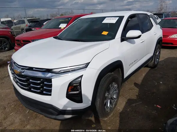2026 CHEVROLET EQUINOX IAAI lot 44582014 auction photo 2