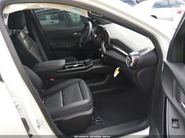 2026 CHEVROLET EQUINOX IAAI lot 44582014 auction photo 5