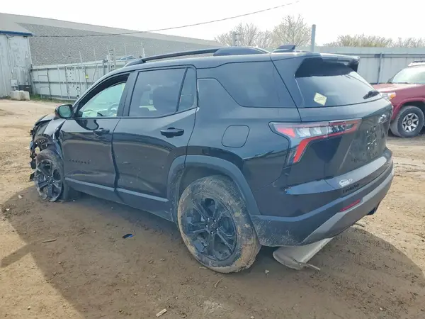 3GNAXHEG7TL185683 2026 CHEVROLET EQUINOX - Image 2
