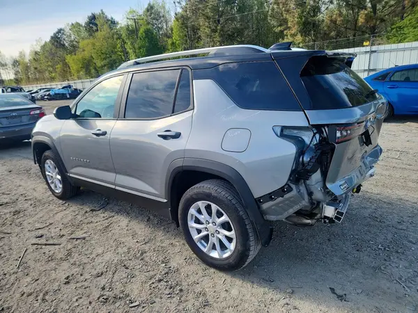 3GNAXHEG7TL273505 2026 CHEVROLET EQUINOX - Image 2