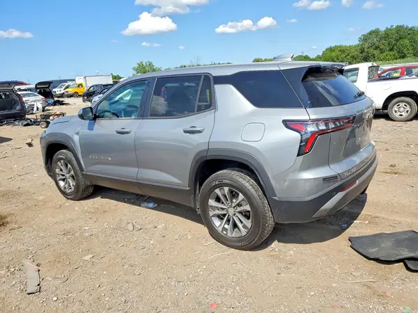 3GNAXHEG7TL456161 2026 CHEVROLET EQUINOX - Image 2