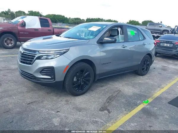 3GNAXHEG8PL229423 2023 CHEVROLET EQUINOX - Image 2