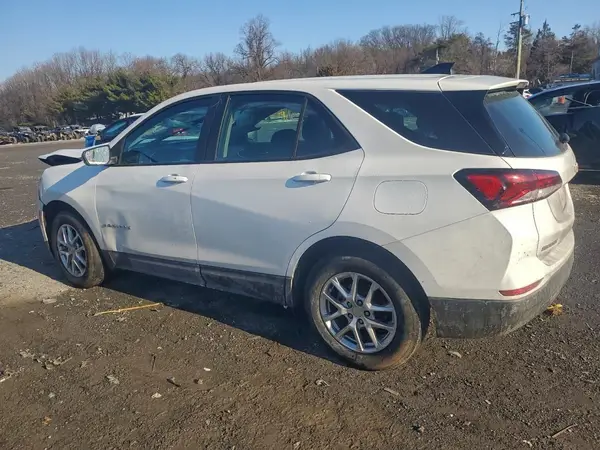 3GNAXHEG8RL145105 2024 CHEVROLET EQUINOX - Image 2