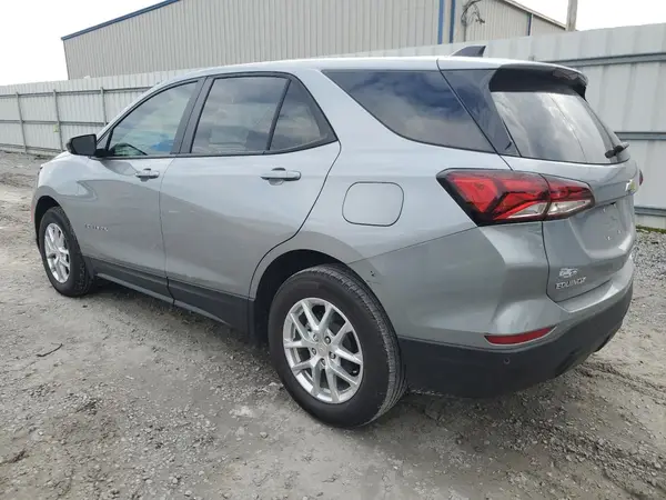 3GNAXHEG8RL146500 2024 CHEVROLET EQUINOX - Image 2