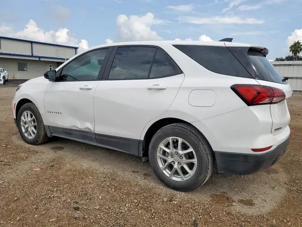 3GNAXHEG8RL177830 2024 CHEVROLET EQUINOX - Image 2