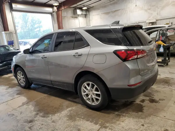 3GNAXHEG8RL220188 2024 CHEVROLET EQUINOX - Image 2