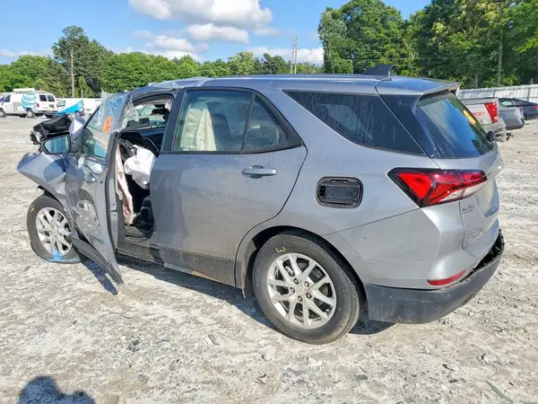 3GNAXHEG8RL277412 2024 CHEVROLET EQUINOX - Image 2