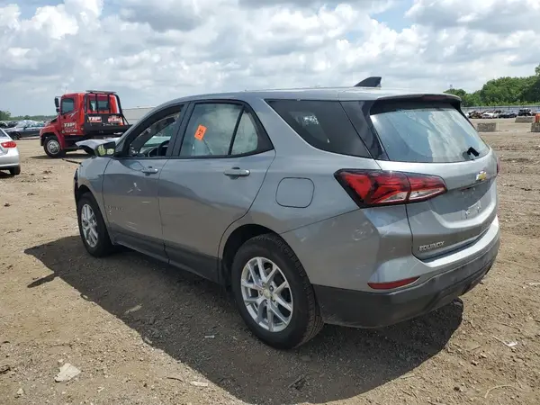 3GNAXHEG8RL278642 2024 CHEVROLET EQUINOX - Image 2