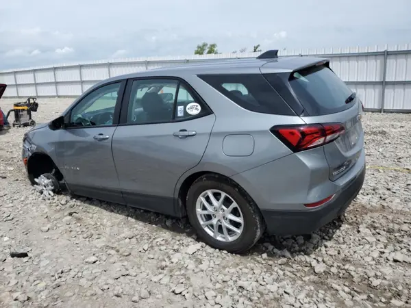 3GNAXHEG8RL294100 2024 CHEVROLET EQUINOX - Image 2