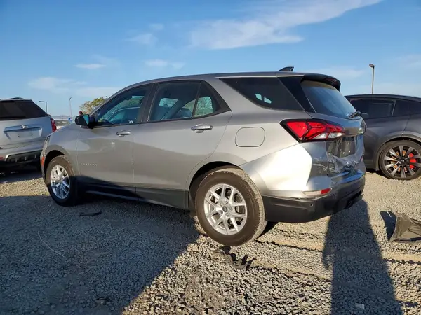 3GNAXHEG8RL312210 2024 CHEVROLET EQUINOX - Image 2
