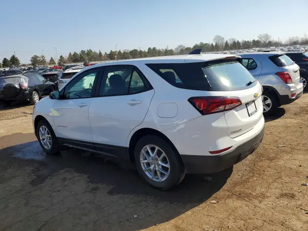 3GNAXHEG8RL315558 2024 CHEVROLET EQUINOX - Image 2