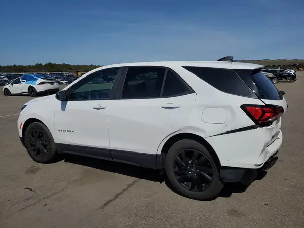 3GNAXHEG8RL368938 2024 CHEVROLET EQUINOX - Image 2
