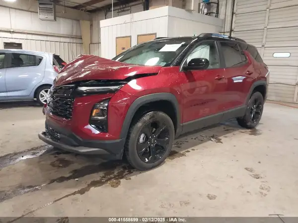 3GNAXHEG8SL103975 2025 CHEVROLET EQUINOX - Image 2