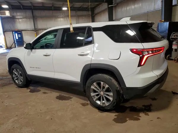 3GNAXHEG8SL307868 2025 CHEVROLET EQUINOX - Image 2