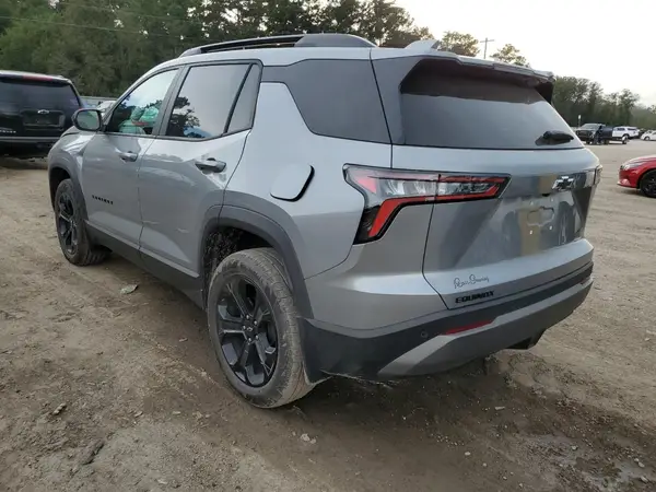 3GNAXHEG8TL114055 2026 CHEVROLET EQUINOX - Image 2