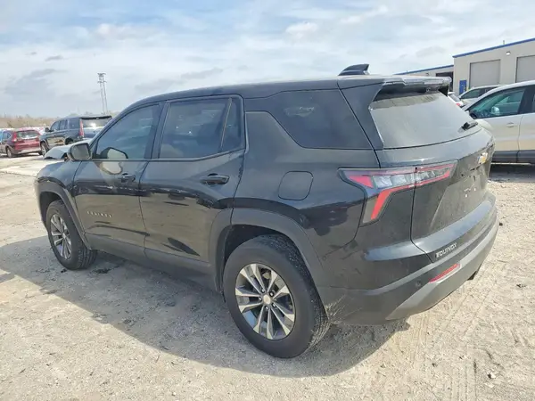 3GNAXHEG8TL226399 2026 CHEVROLET EQUINOX - Image 2