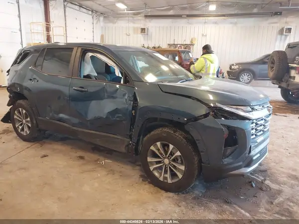 3GNAXHEG8TL235510 2026 CHEVROLET EQUINOX - Image 1