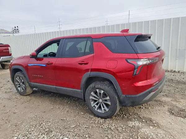 3GNAXHEG8TL261363 2026 CHEVROLET EQUINOX - Image 2