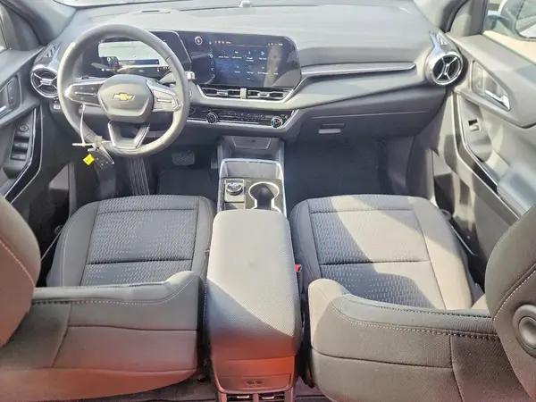 3GNAXHEG8TL356747 2026 CHEVROLET EQUINOX - Image 8