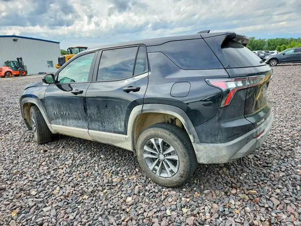 3GNAXHEG8TL394141 2026 CHEVROLET EQUINOX - Image 2
