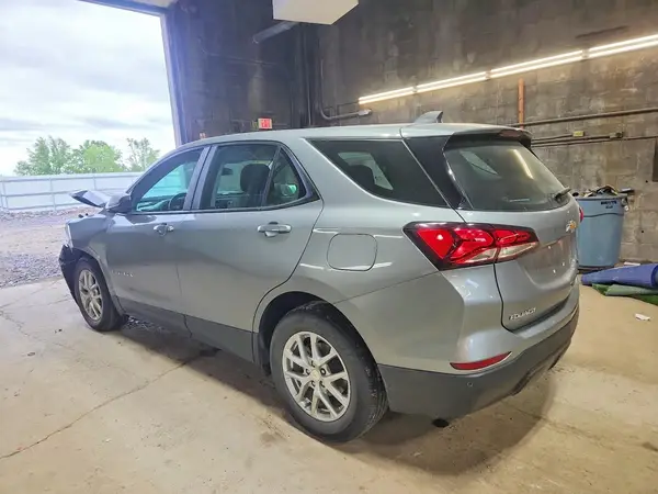 3GNAXHEG9RL203481 2024 CHEVROLET EQUINOX - Image 2