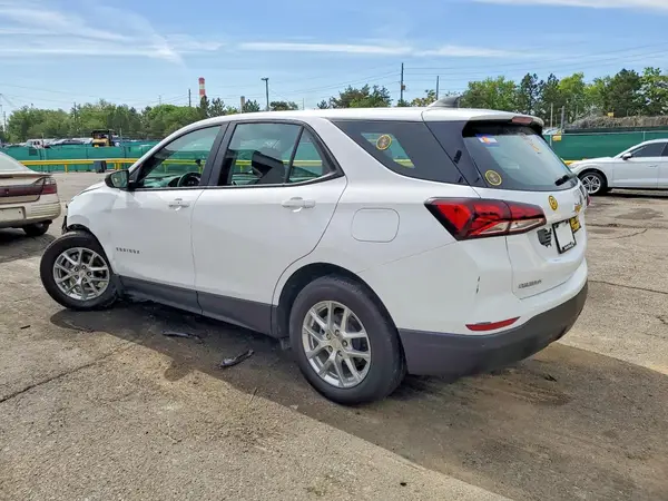 3GNAXHEG9RL204730 2024 CHEVROLET EQUINOX - Image 2