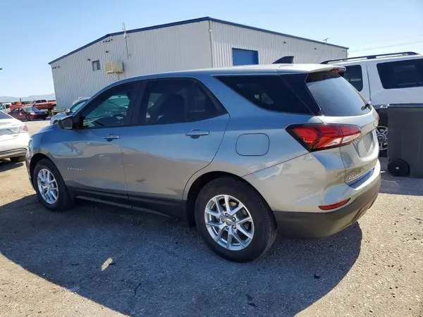 3GNAXHEG9RL308828 2024 CHEVROLET EQUINOX - Image 2