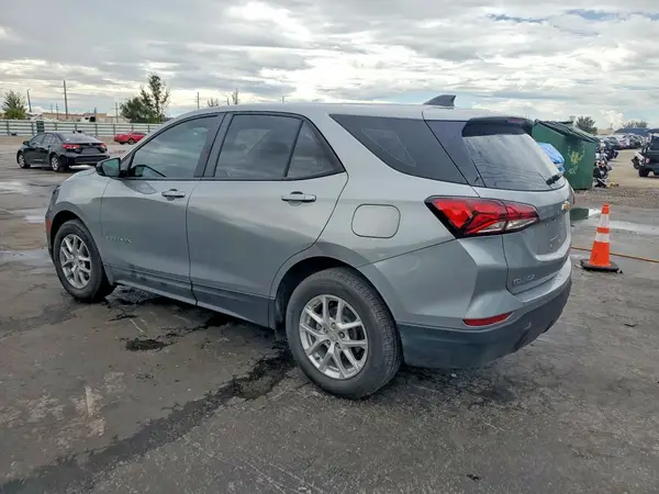 3GNAXHEG9RL313348 2024 CHEVROLET EQUINOX - Image 2
