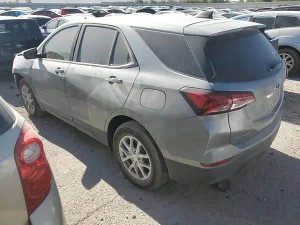 3GNAXHEG9RL318758 2024 CHEVROLET EQUINOX - Image 2