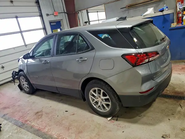 3GNAXHEG9RL336273 2024 CHEVROLET EQUINOX - Image 2