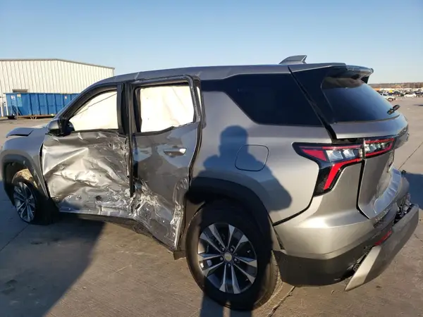 3GNAXHEG9SL154238 2025 CHEVROLET EQUINOX - Image 2