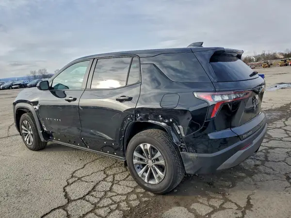 3GNAXHEG9TL152300 2026 CHEVROLET EQUINOX - Image 2