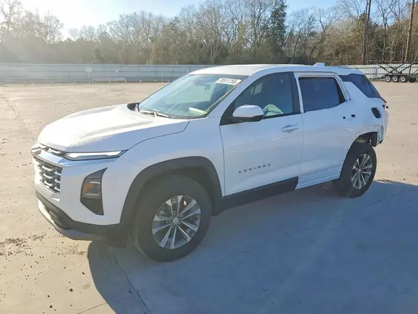 3GNAXHEG9TL258004 2026 CHEVROLET EQUINOX - Image 1